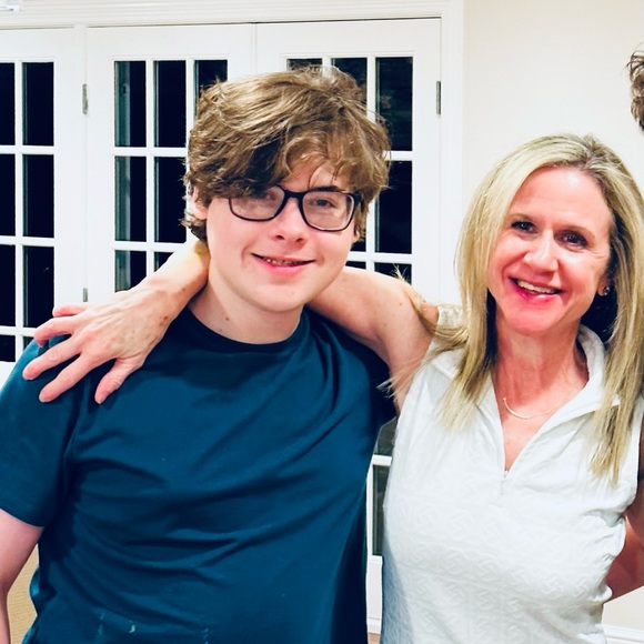 Meet your Posher, Nannette - Picture 3 of 3